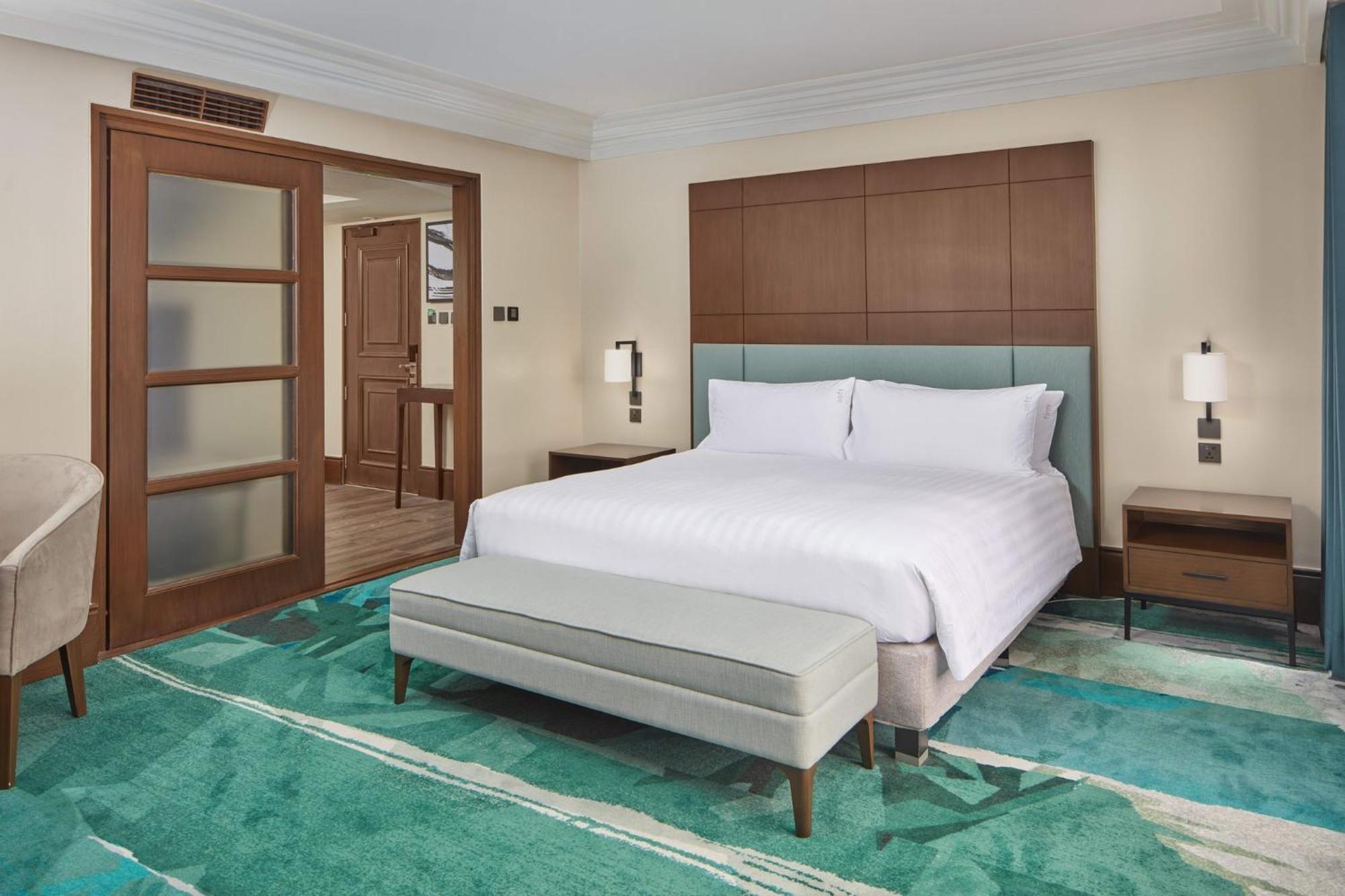 Holiday Inn & Suites Manila Galleria By Ihg Pasig City Eksteriør billede
