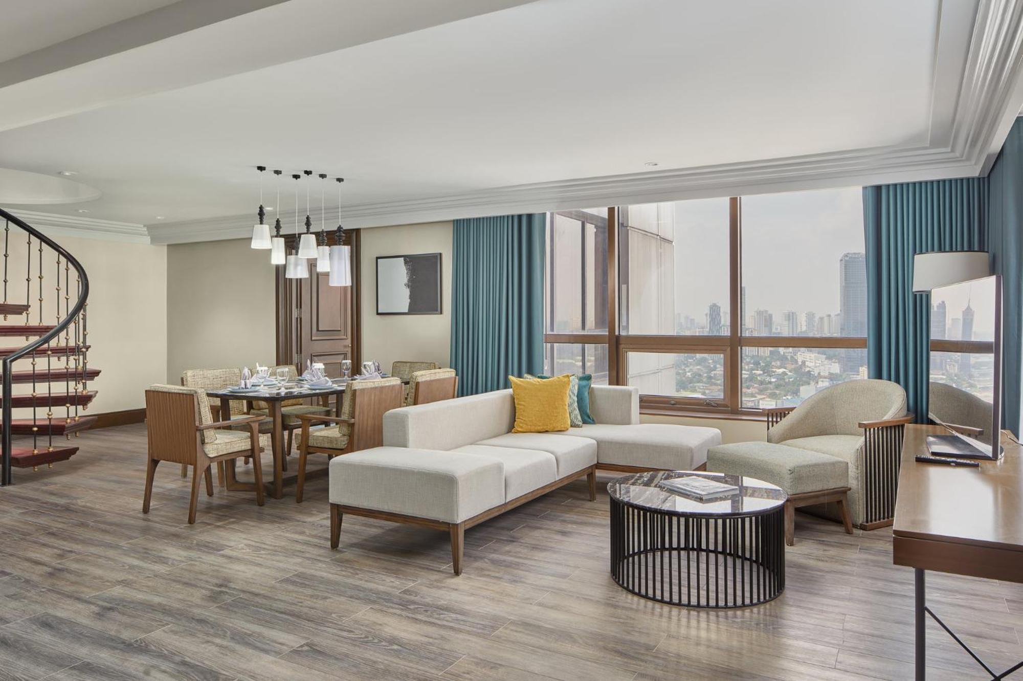 Holiday Inn & Suites Manila Galleria By Ihg Pasig City Eksteriør billede