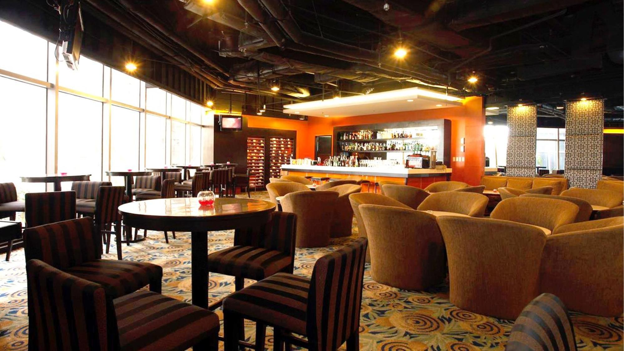 Holiday Inn & Suites Manila Galleria By Ihg Pasig City Eksteriør billede
